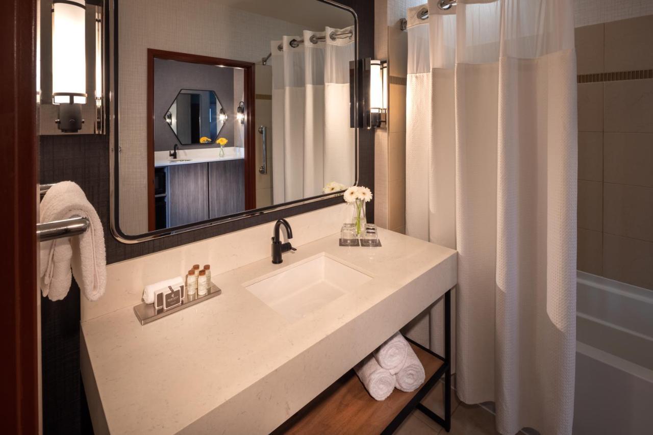 Silver Cloud Hotel - Seattle Stadium מראה חיצוני תמונה